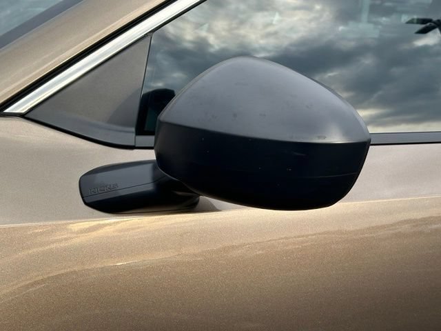 Used 2025 Nissan Kicks S AWD/4WD image 9