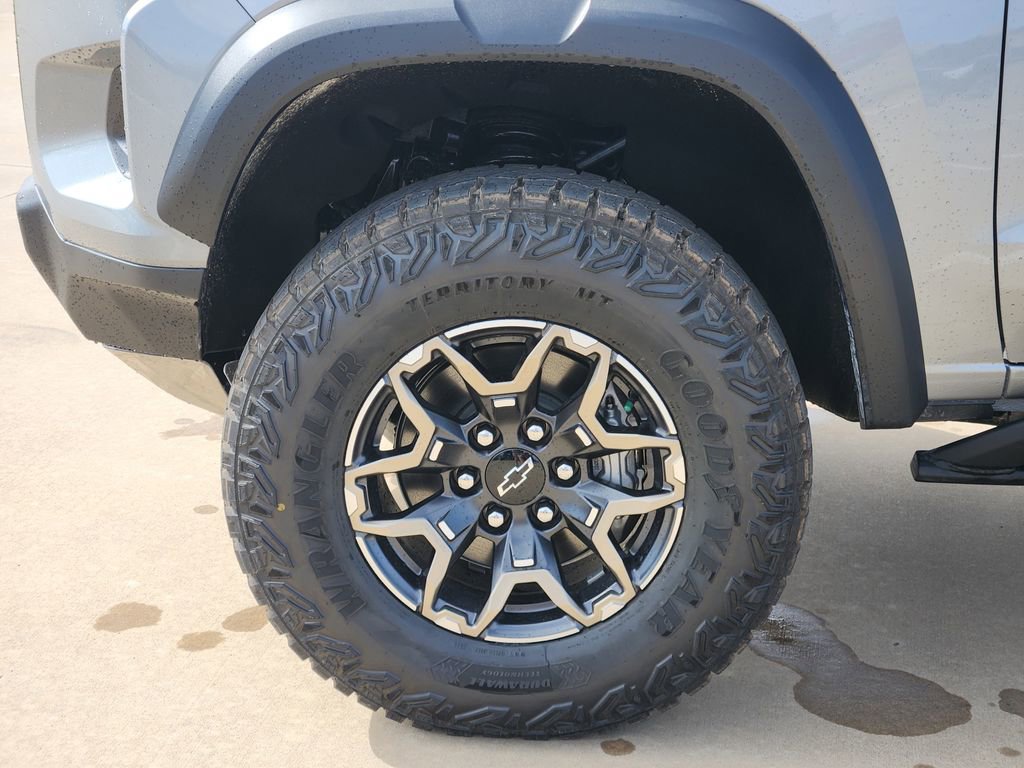 New 2026 Chevrolet Colorado ZR2 w/ Technology Package image 8
