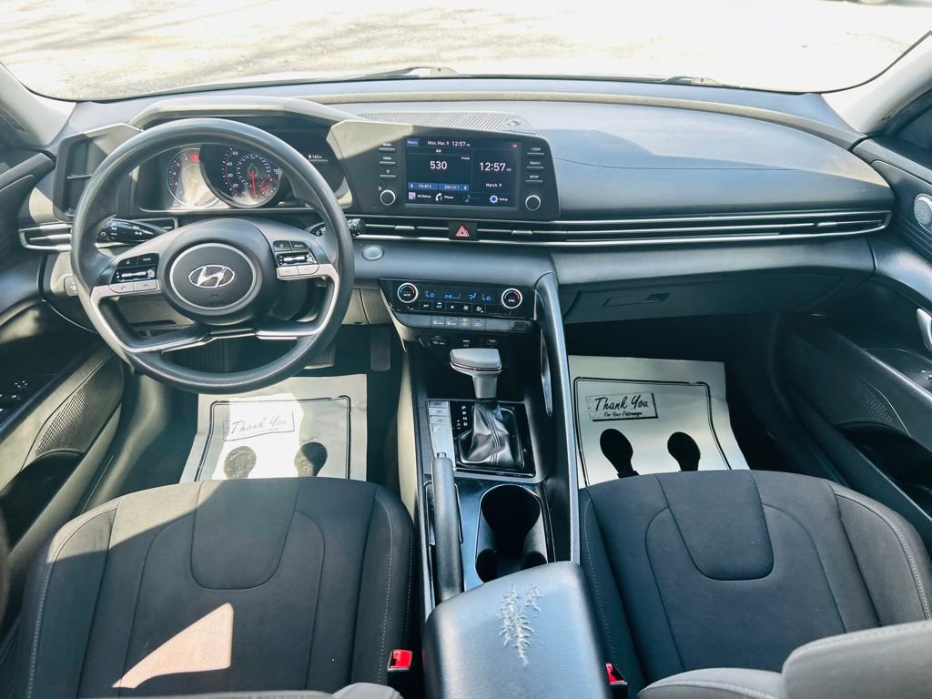 Used 2021 Hyundai Elantra SEL w/ Cargo Package image 30