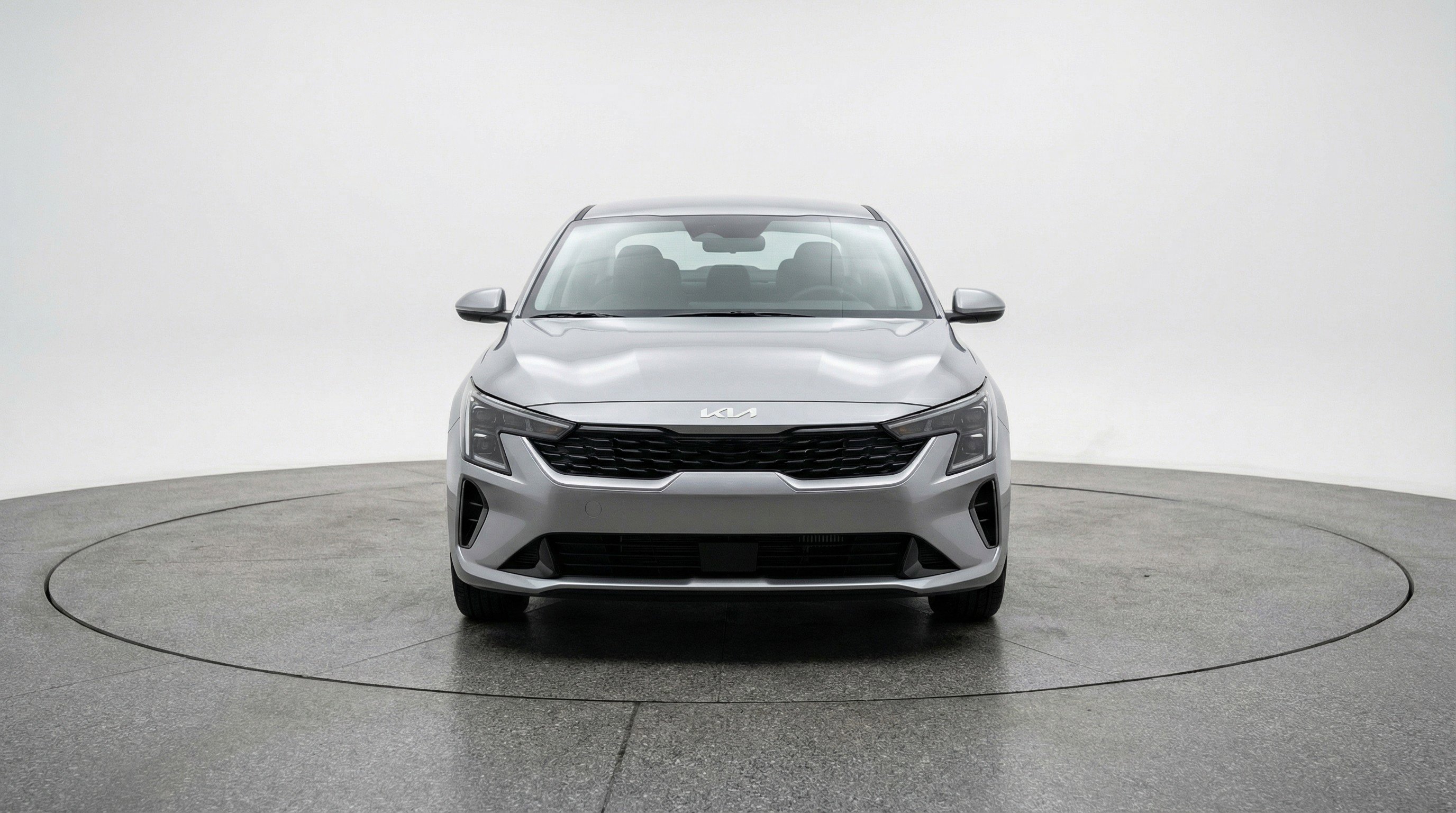 Used 2025 Kia K4 LXS image 2