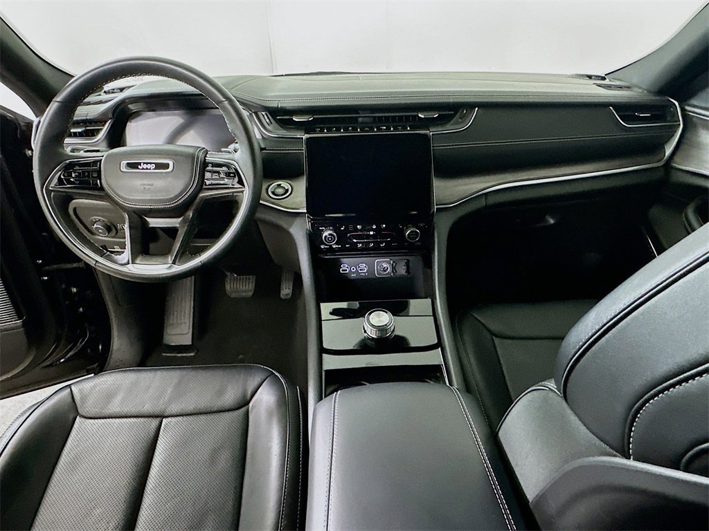 Used 2022 Jeep Grand Cherokee Overland image 16