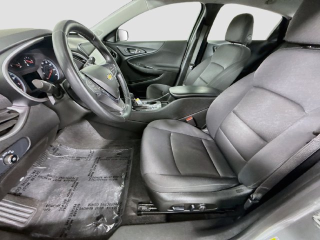 Used 2025 Chevrolet Malibu RS FWD image 20