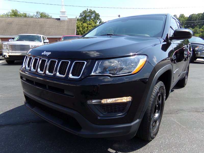 Used 2020 Jeep Compass Sport AWD/4WD image 2