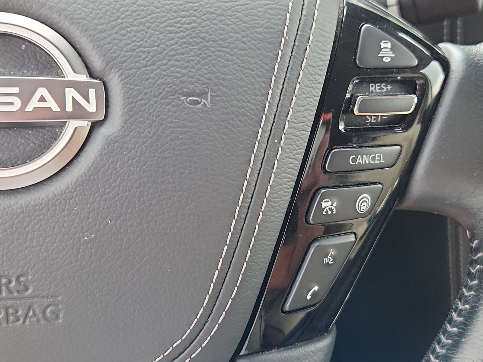 Used 2023 Nissan Armada Platinum w/ Cargo Package AWD/4WD image 22