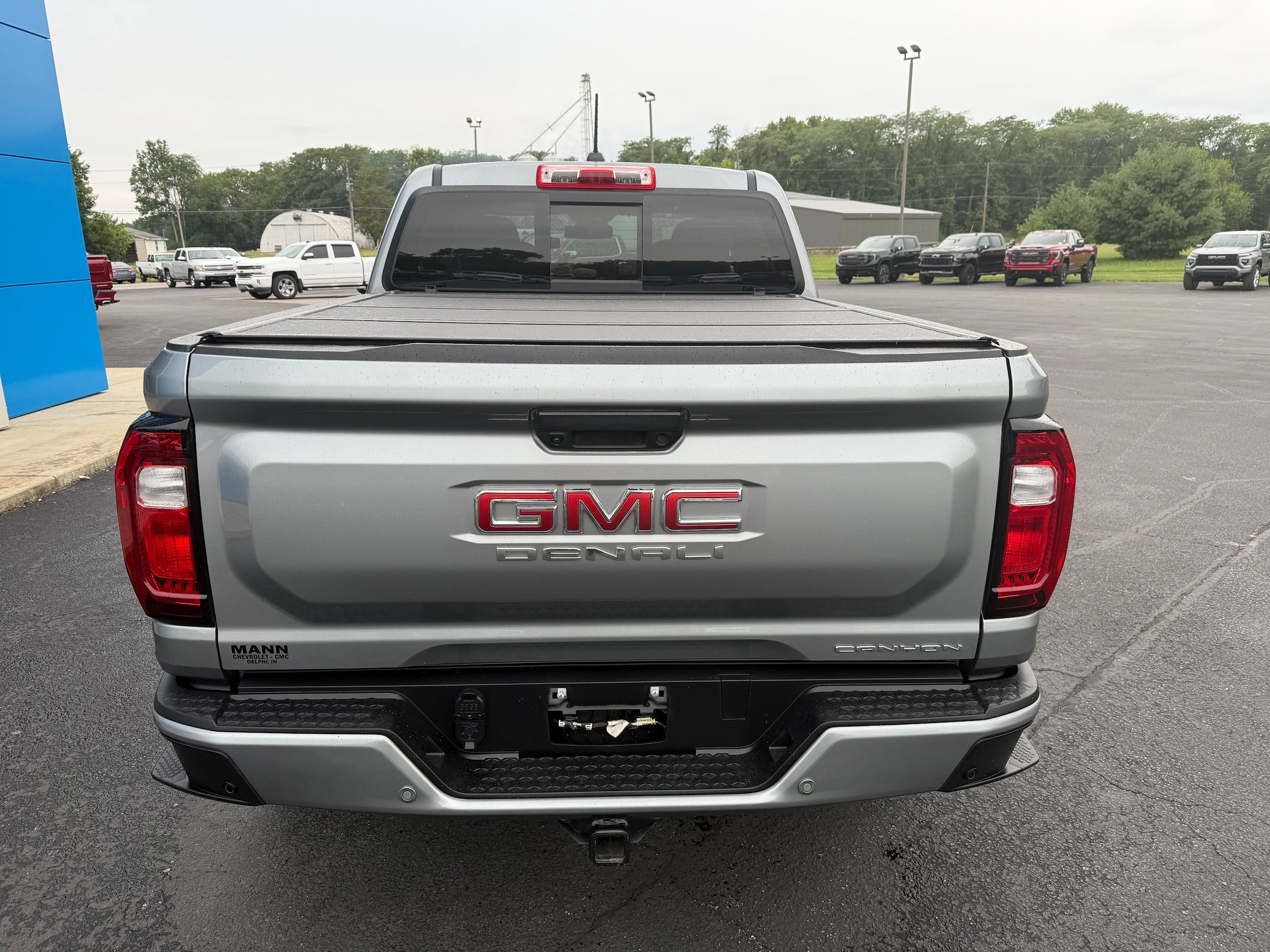 Used 2025 GMC Canyon Denali AWD/4WD image 8