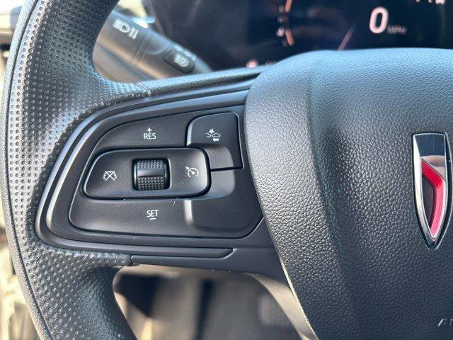 Used 2025 Buick Envista Preferred FWD image 28