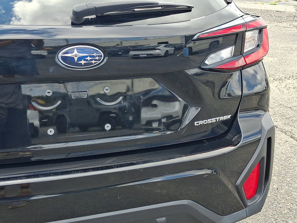 Used 2024 Subaru Crosstrek 2.0i Premium AWD/4WD image 16