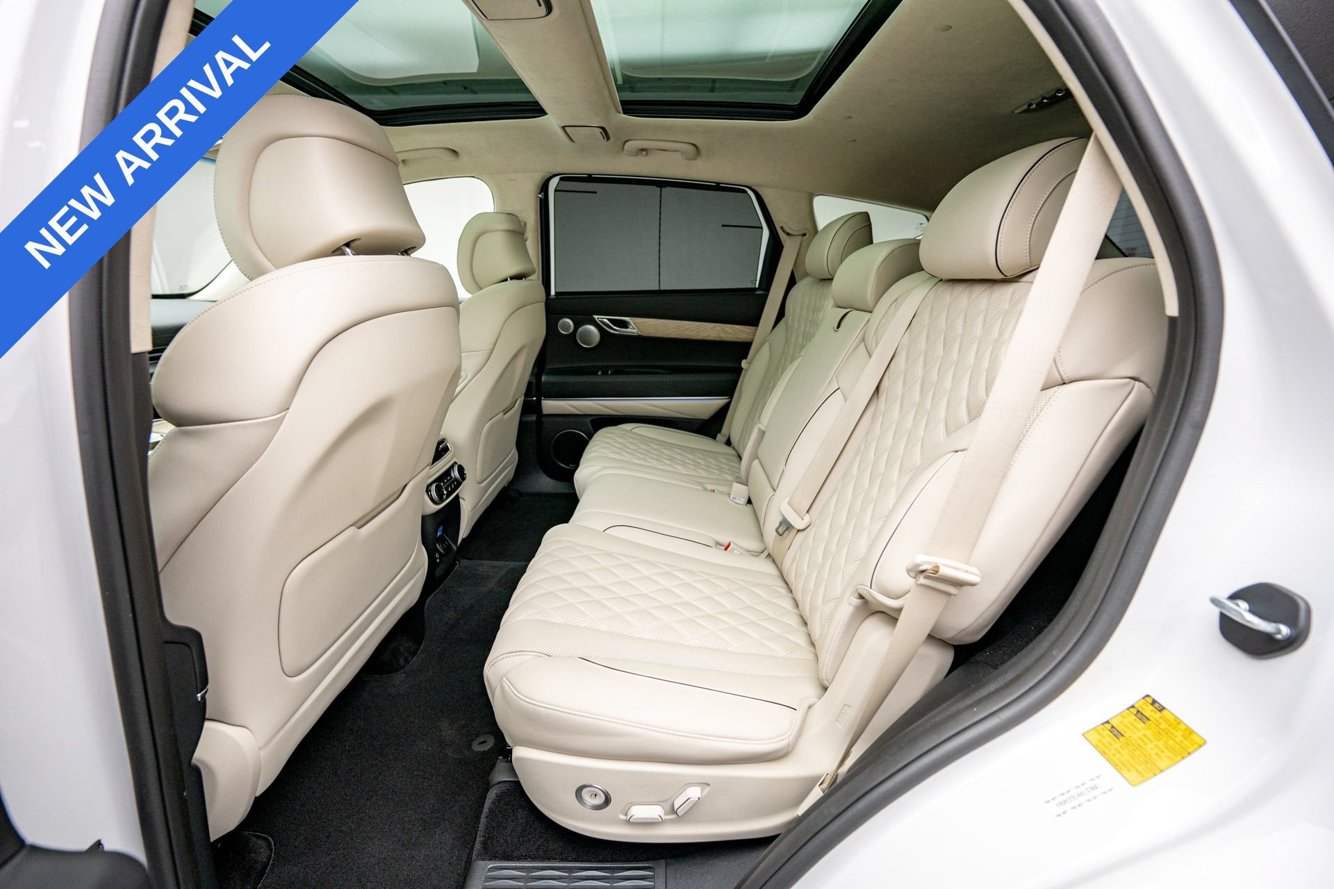 Used 2024 Genesis GV80 3.5T w/ Prestige Package AWD/4WD image 14