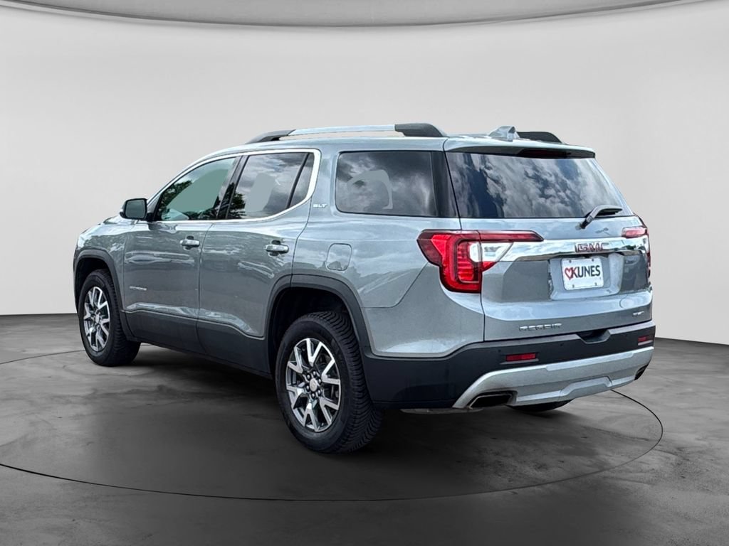 Used 2023 GMC Acadia SLT w/ Trailering Package AWD/4WD image 8