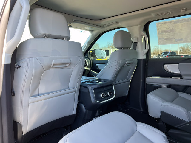 New 2026 Ford Expedition Max Active AWD/4WD image 38