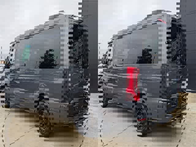 Used 2021 Mercedes-Benz Sprinter 2500 image 6