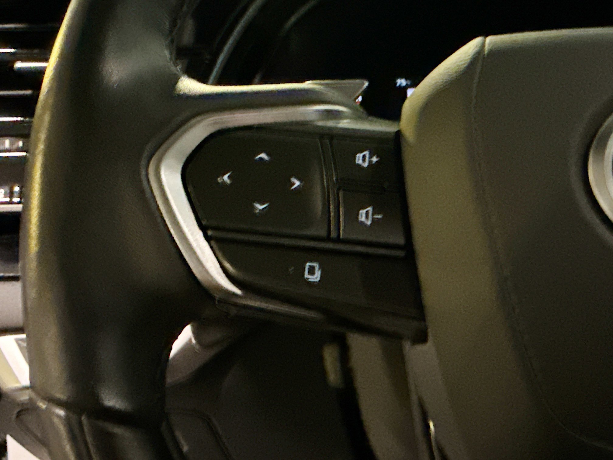 Used 2024 Lexus RX 350 Premium Plus image 37