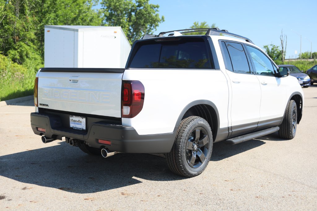 New 2026 Honda Ridgeline Black Edition image 6