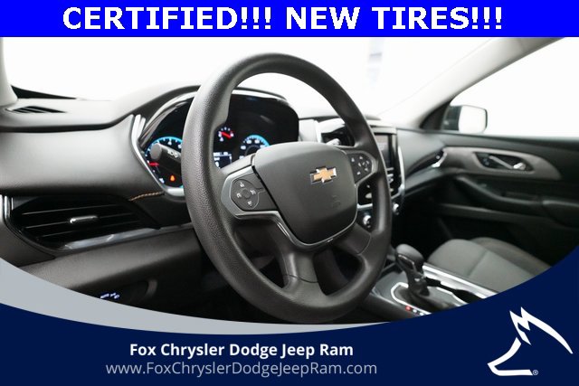 Used 2021 Chevrolet Traverse LS image 8