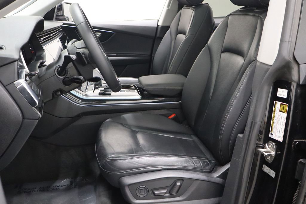 Used 2019 Audi Q8 Premium Plus image 12