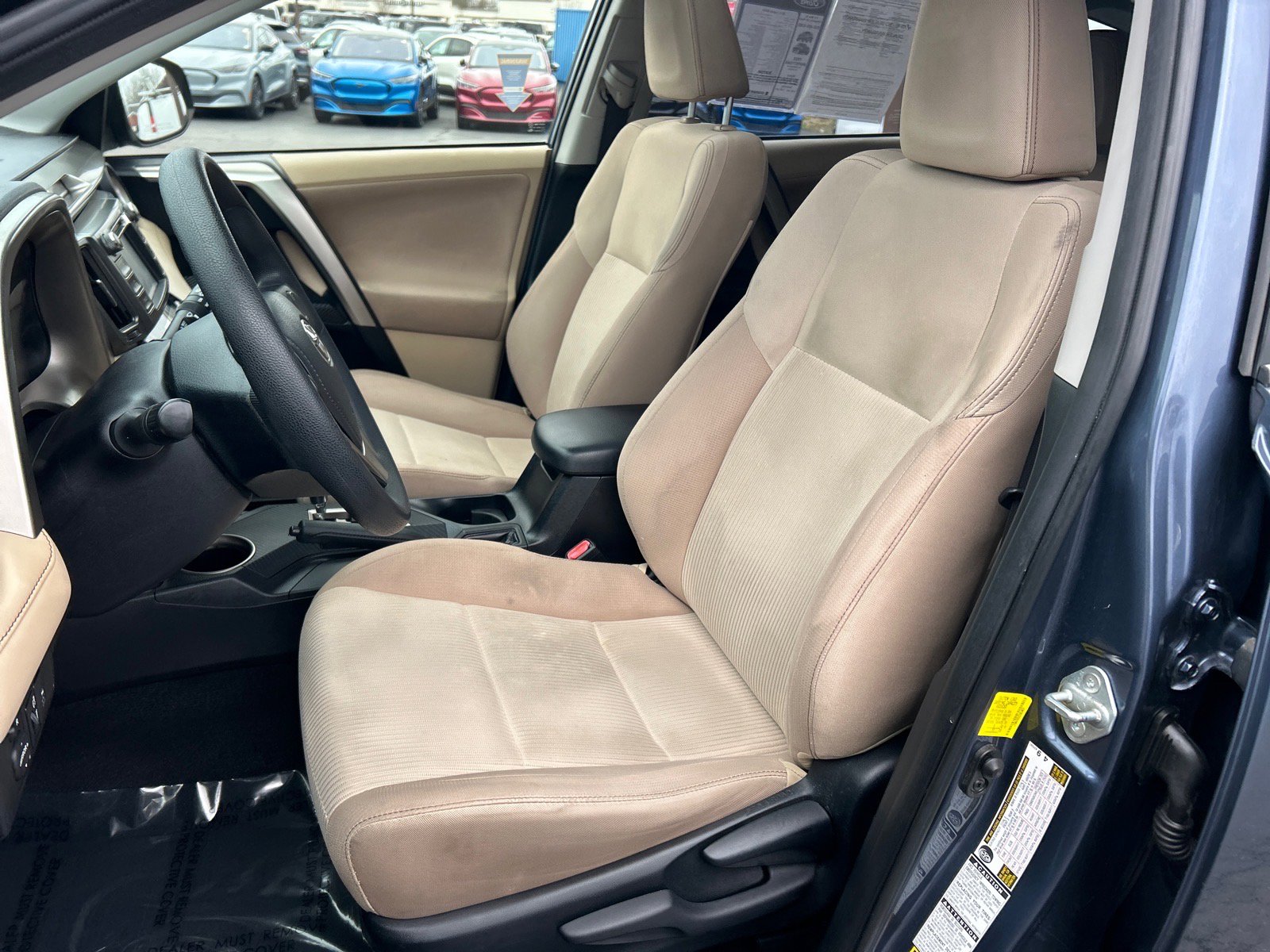 Used 2013 Toyota RAV4 XLE image 8