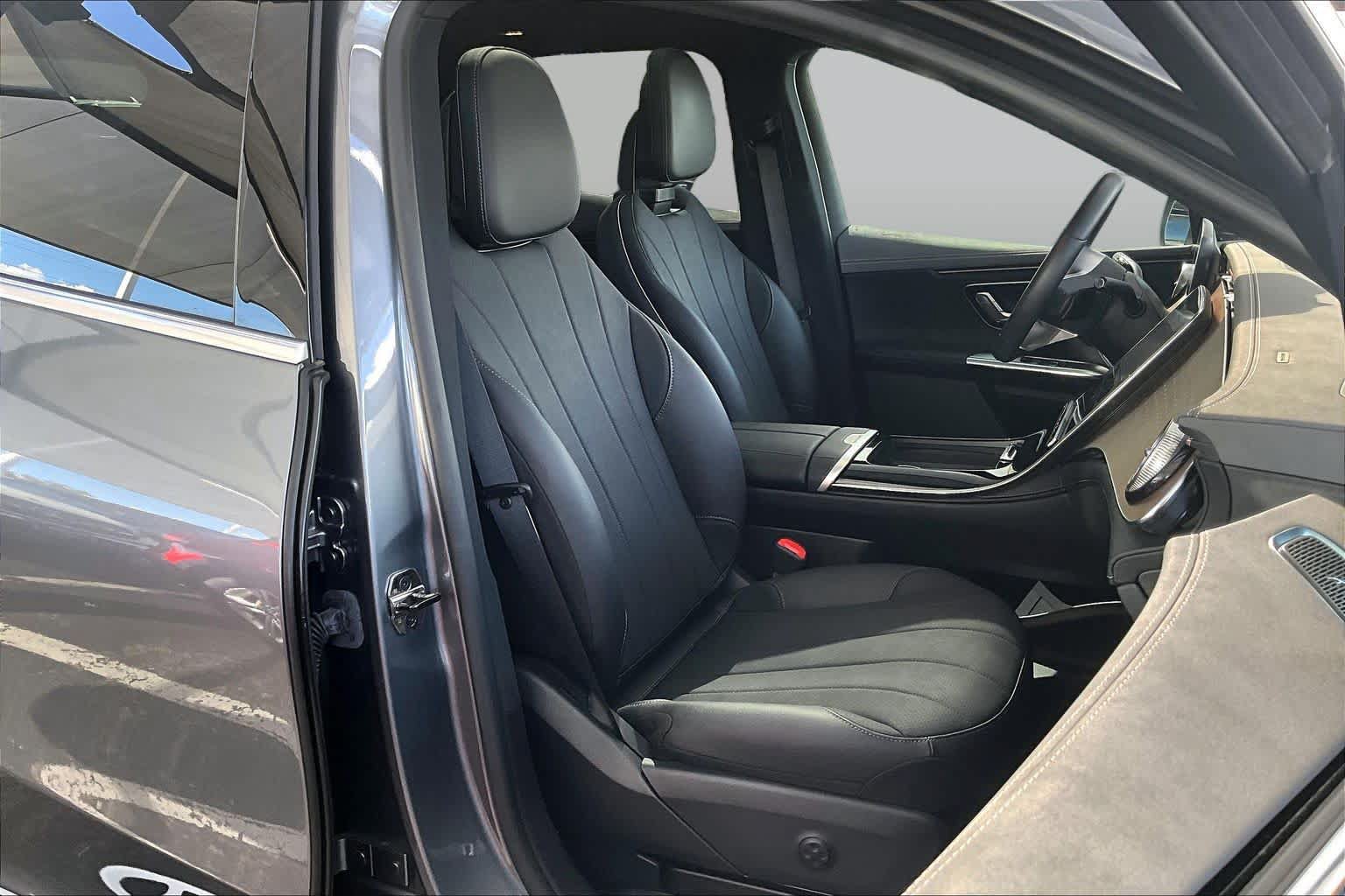 Certified 2025 Mercedes-Benz EQE 350+ 4MATIC SUV w/ Winter Package image 8
