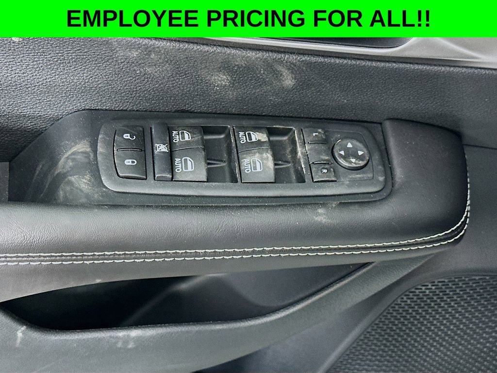New 2026 Chrysler Voyager LX FWD image 20