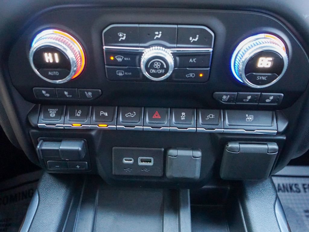 Used 2020 GMC Sierra 3500 Denali w/ Denali Ultimate Package image 30