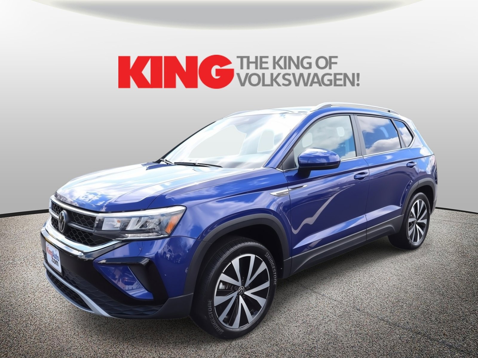 Certified 2023 Volkswagen Taos SE image 8