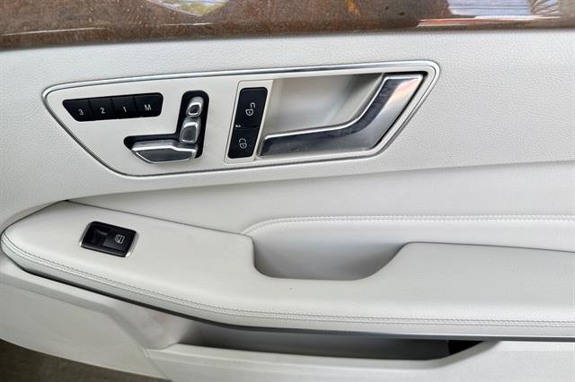 Used 2014 Mercedes-Benz E 350 Sport image 18