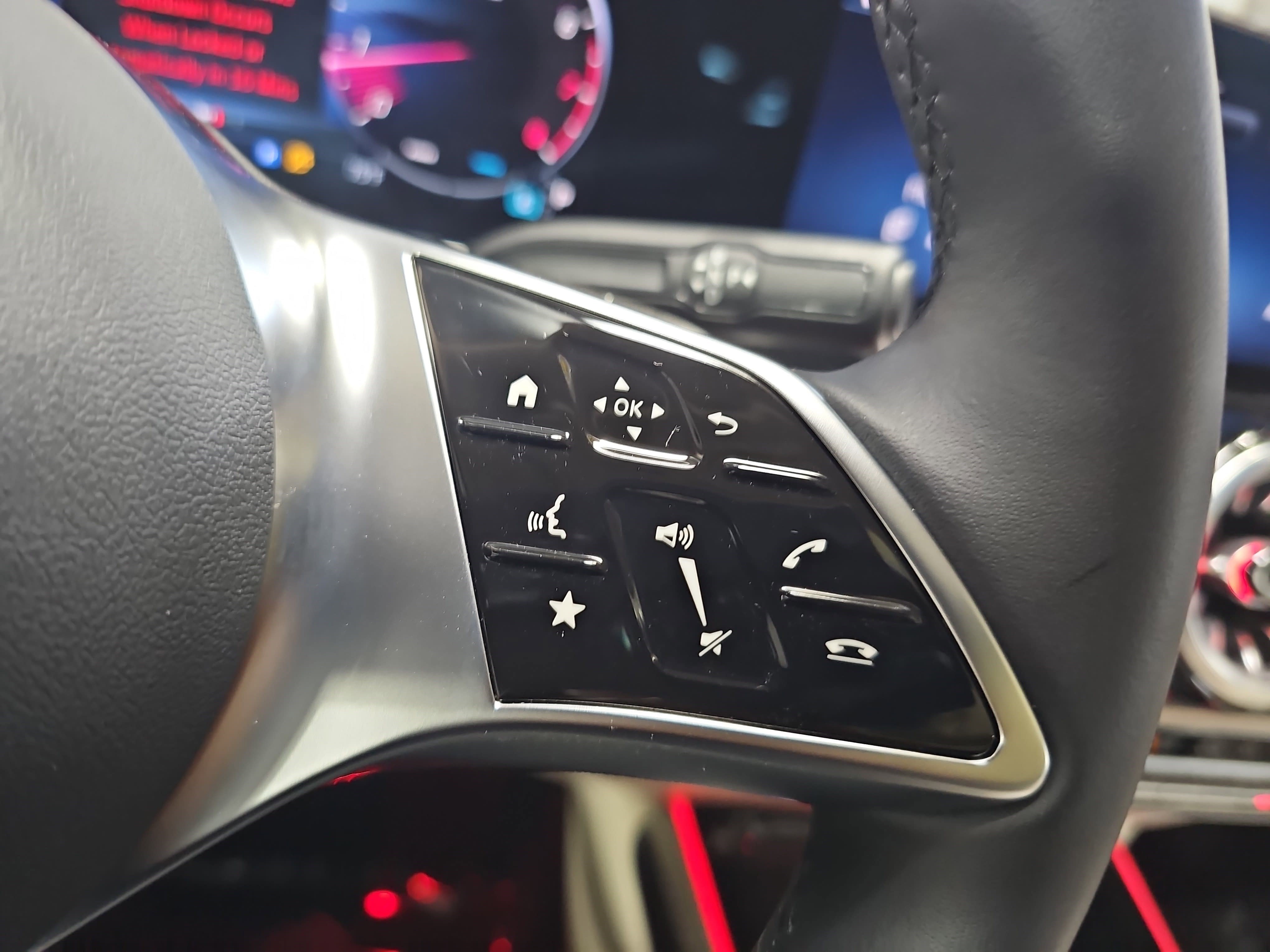 Certified 2025 Mercedes-Benz GLA 250 image 19