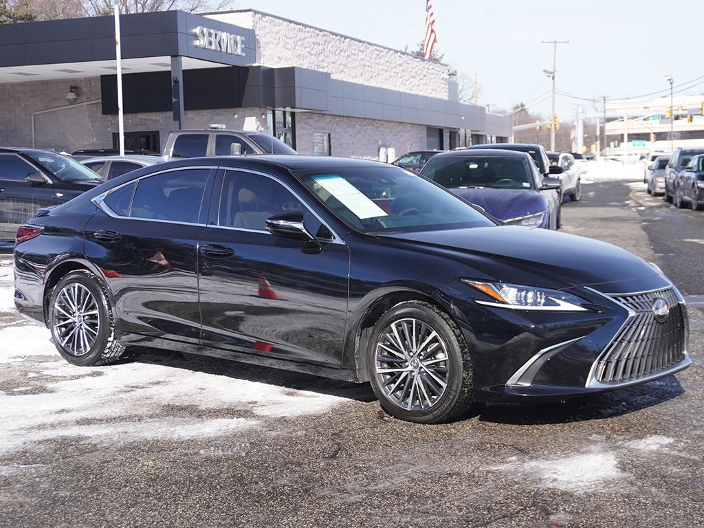 Used 2023 Lexus ES 250 w/ Premium Package image 60