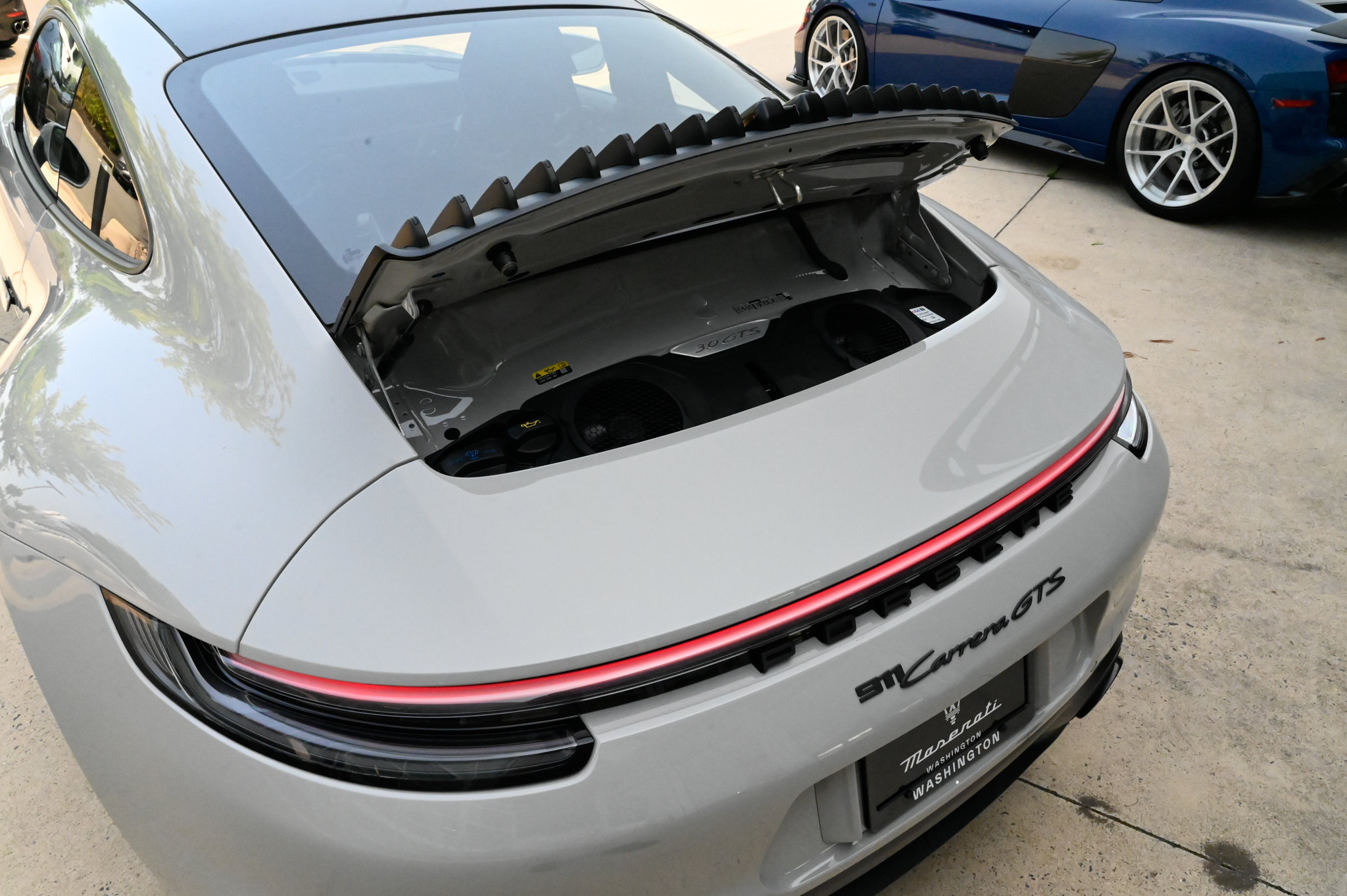 Used 2024 Porsche 911 Carrera GTS RWD image 34