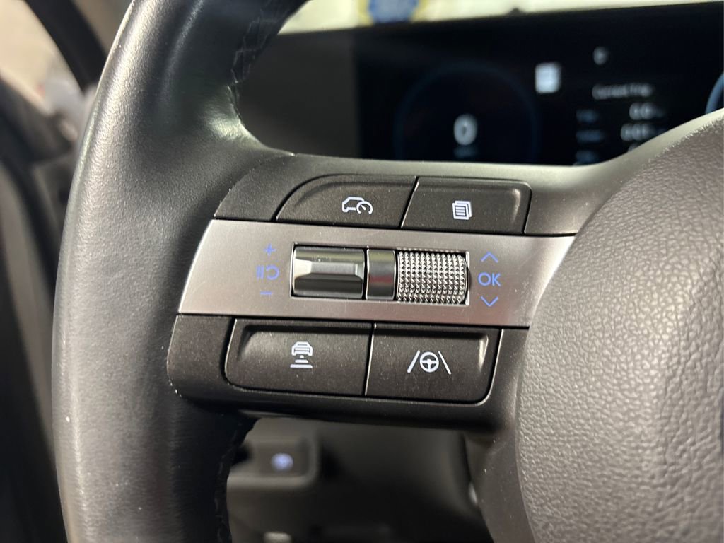 Used 2024 Hyundai Kona SEL w/ Convenience Package image 26