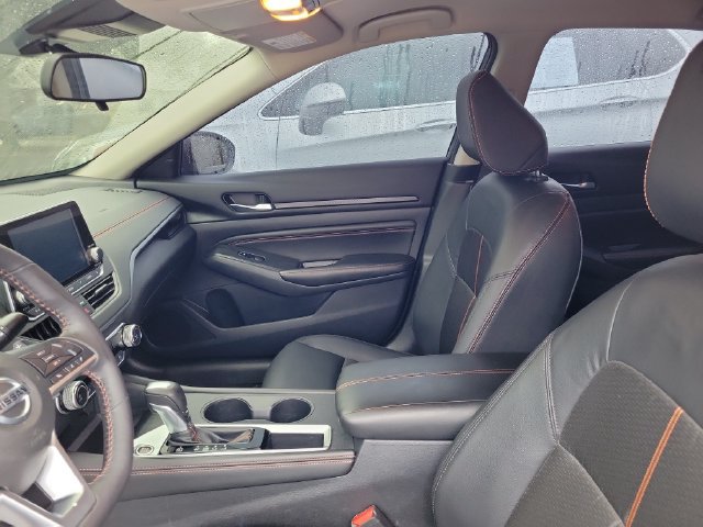 Used 2022 Nissan Altima 2.5 SR FWD image 17