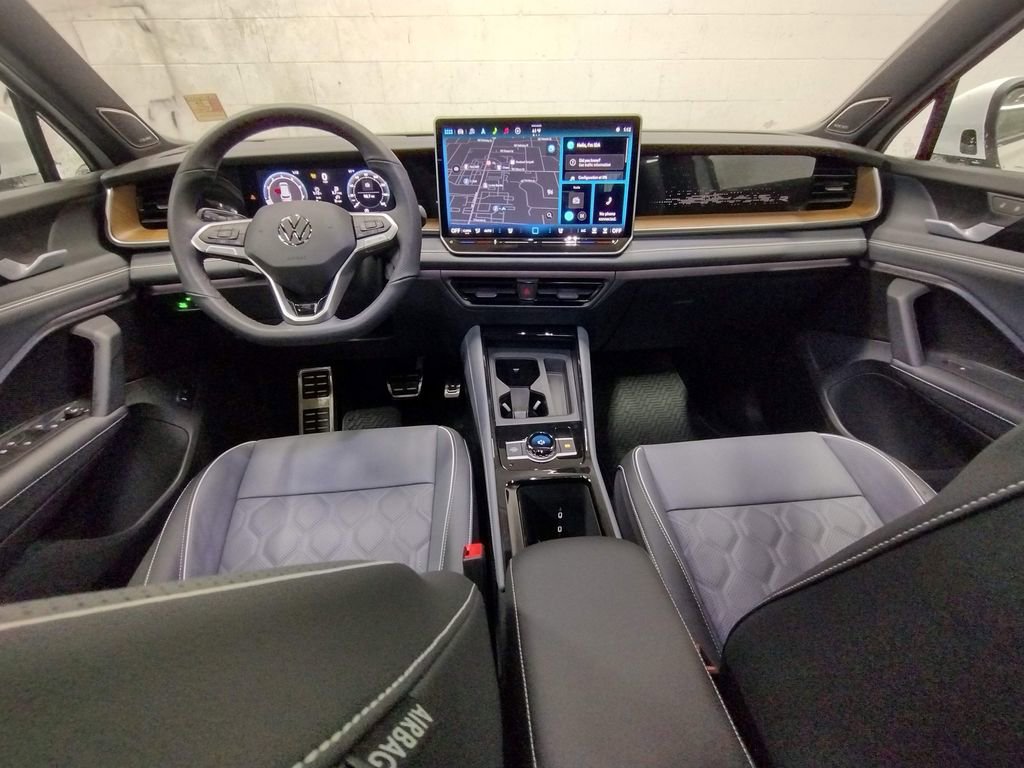 New 2026 Volkswagen Tiguan SEL R-Line image 41