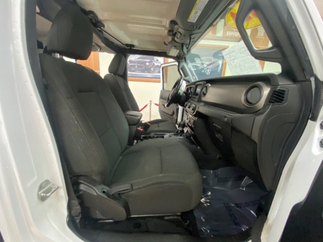 Used 2021 Jeep Gladiator Sport image 21
