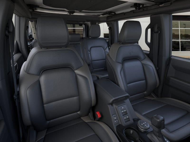 New 2026 Ford Bronco Outer Banks AWD/4WD image 13