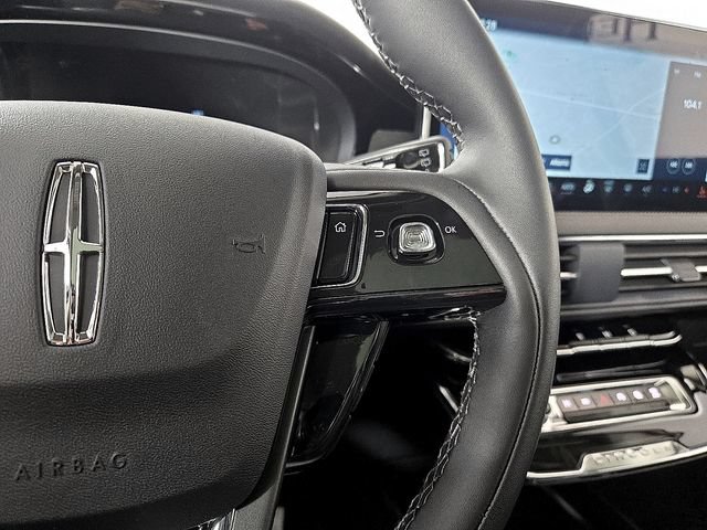 Used 2026 Lincoln Corsair Premiere FWD image 19