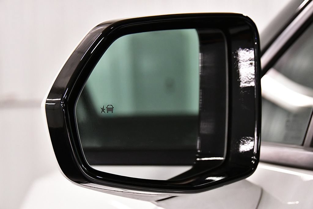 Used 2023 Chevrolet Blazer LT w/ Driver Confidence Package AWD/4WD image 12