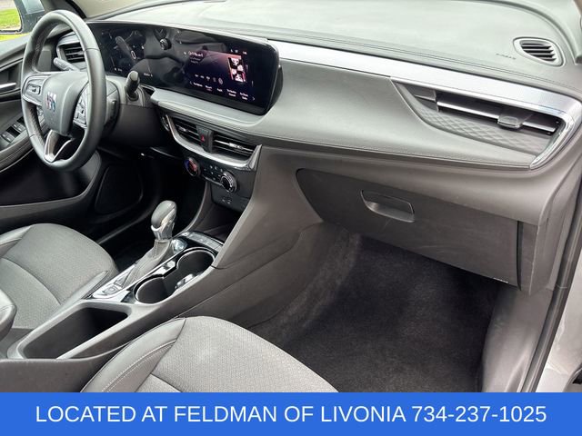 Certified 2025 Buick Encore GX Preferred FWD image 26