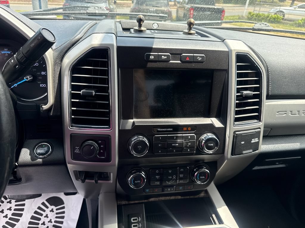 Certified 2019 Ford F250 Lariat w/ Lariat Ultimate Package AWD/4WD image 18