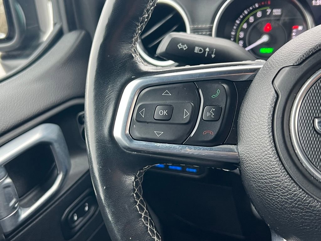 Used 2023 Jeep Wrangler Unlimited Sahara w/ Cold Weather Group image 27