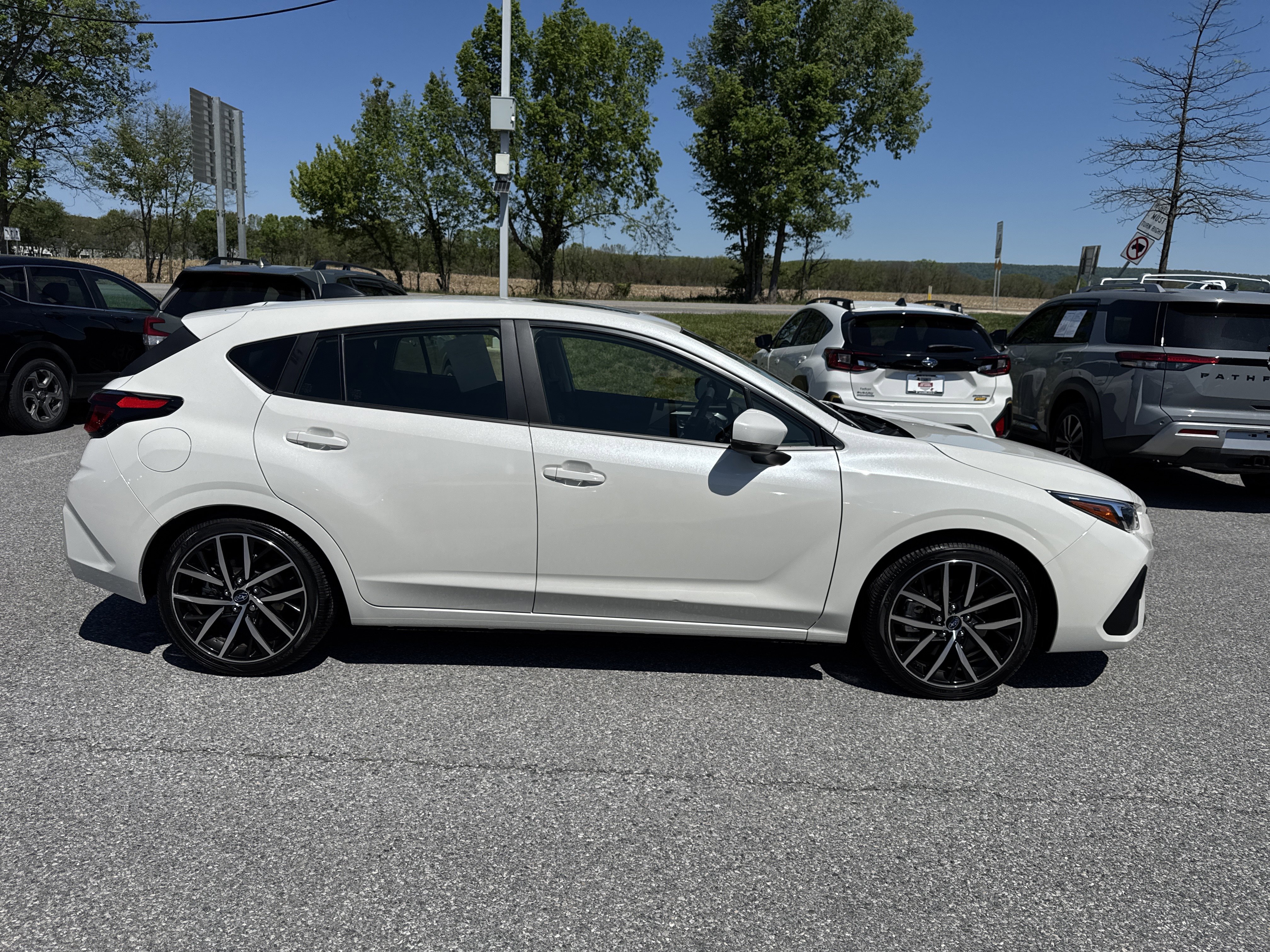 Certified 2024 Subaru Impreza 2.0i Sport AWD/4WD image 29