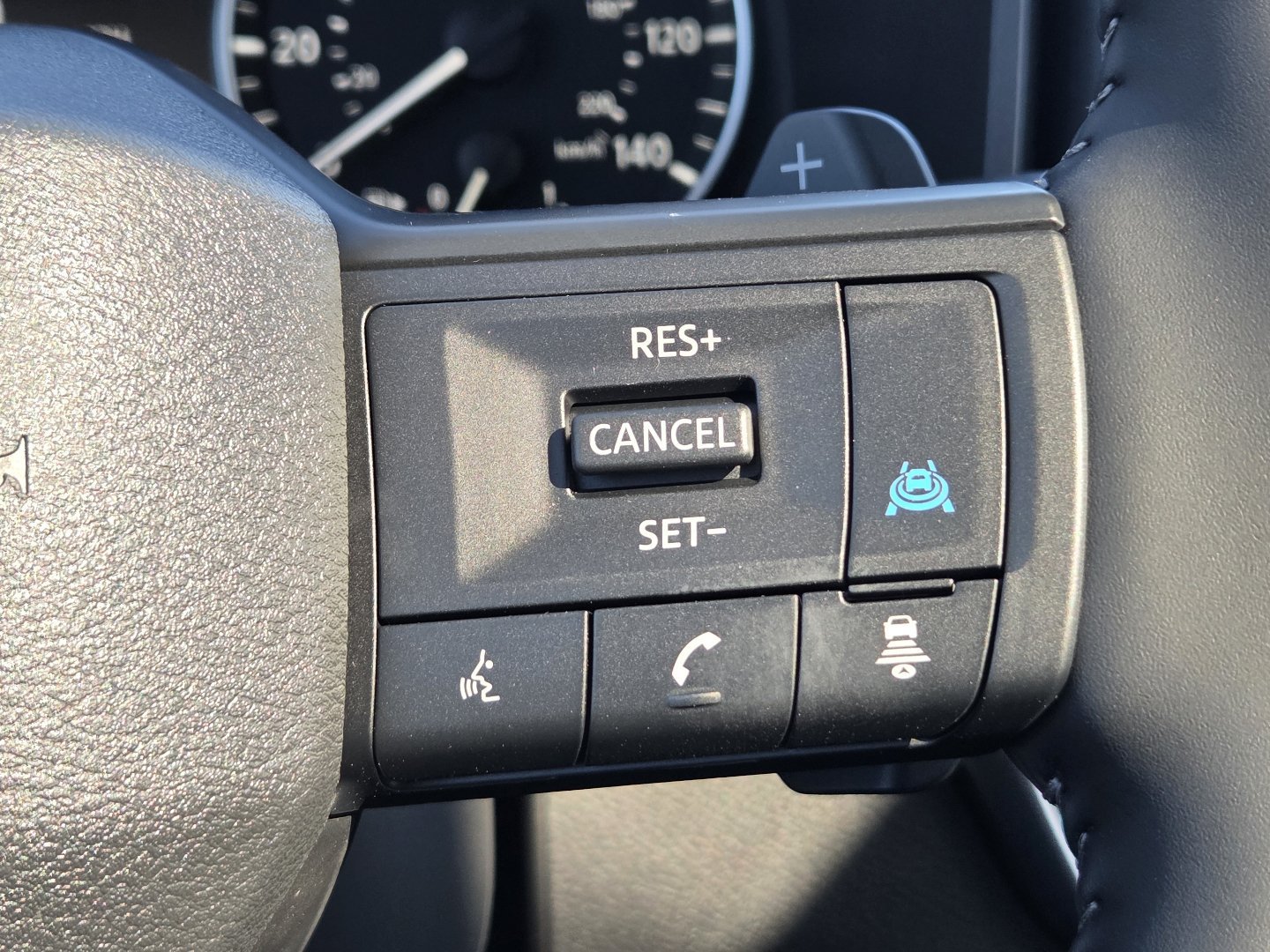 New 2027 Nissan Rogue Dark Armor AWD/4WD image 31