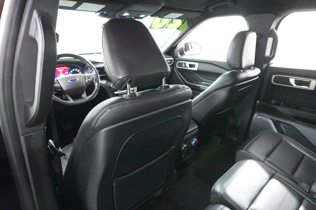 Certified 2020 Ford Explorer XLT w/ Equipment Group 202A image 24