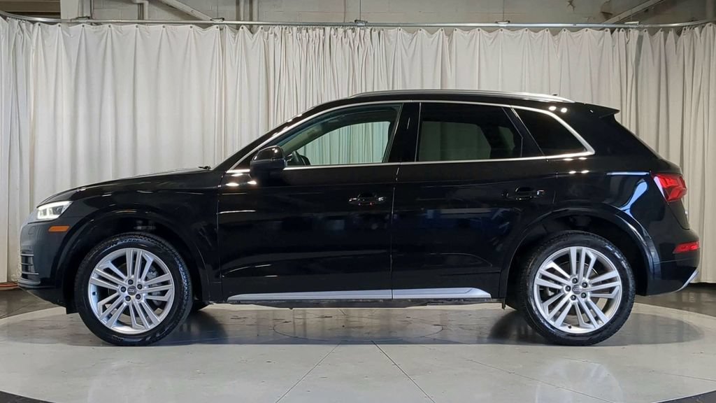 Used 2018 Audi Q5 2.0T Premium Plus w/ Premium Plus Package AWD/4WD image 6