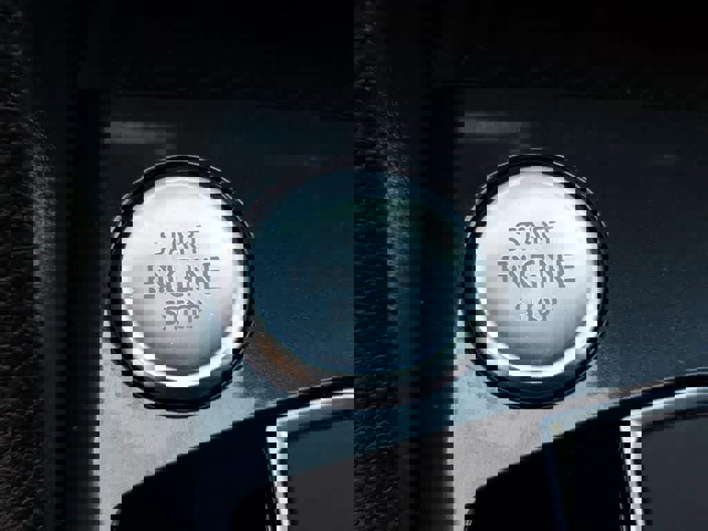 Used 2020 Volkswagen Tiguan SE image 24