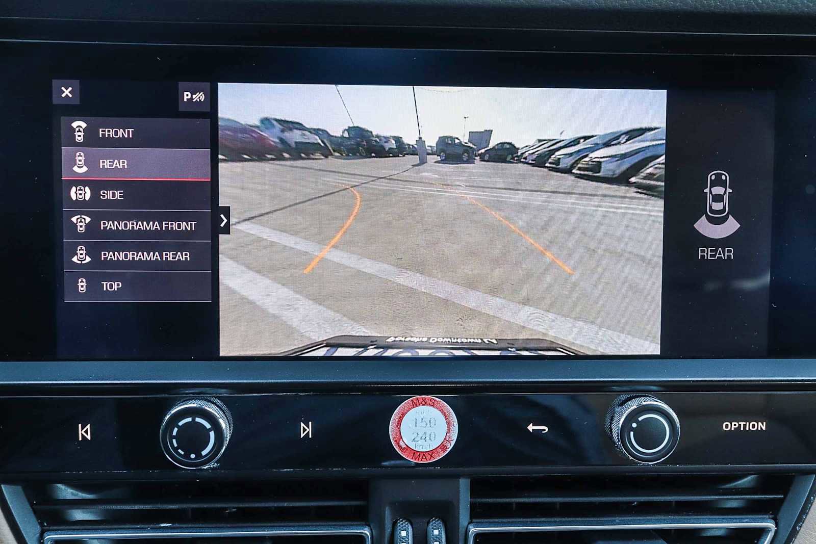 Used 2024 Porsche Macan image 37