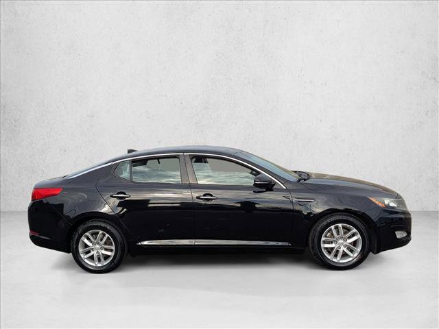 Used 2013 Kia Optima LX image 3