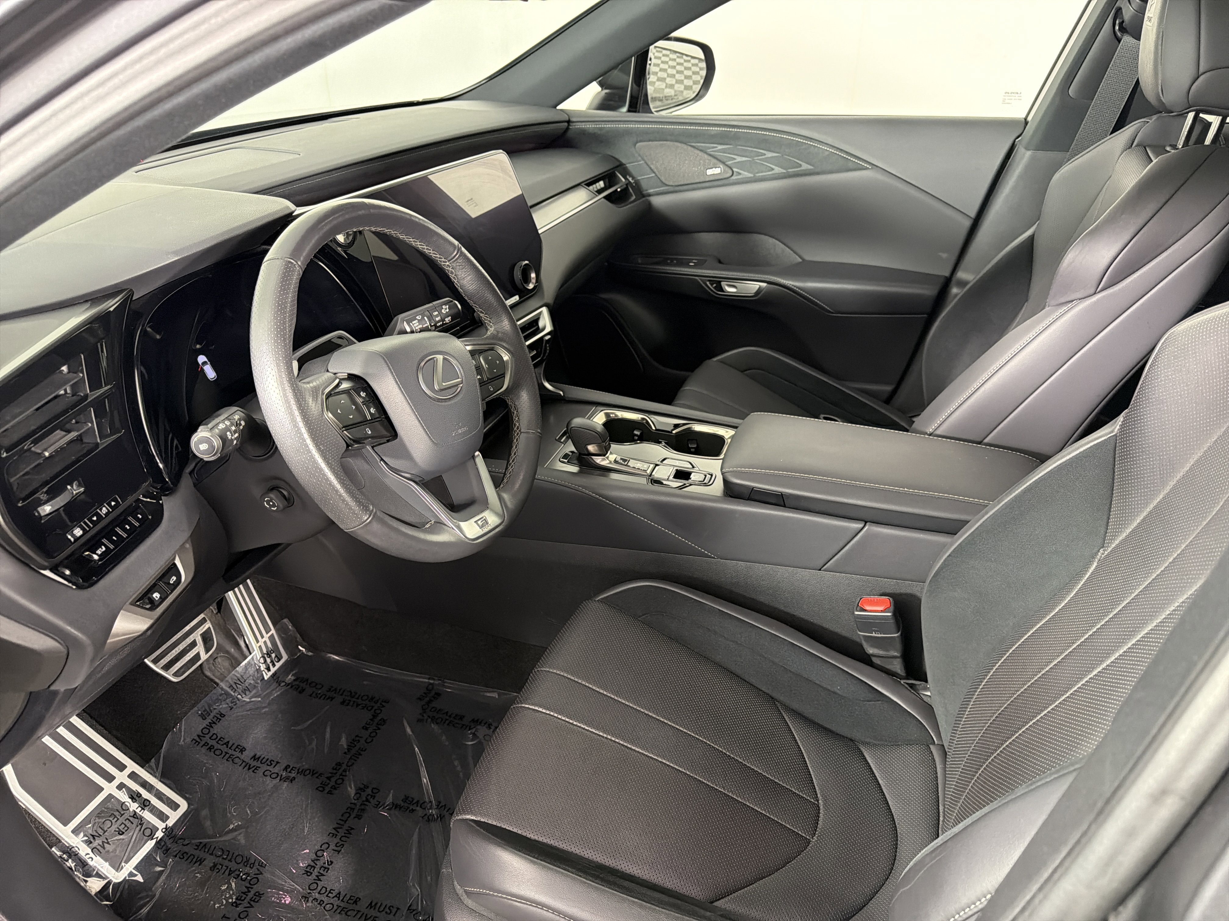 Used 2024 Lexus RX 500h F Sport w/ Convenience Package AWD/4WD image 9