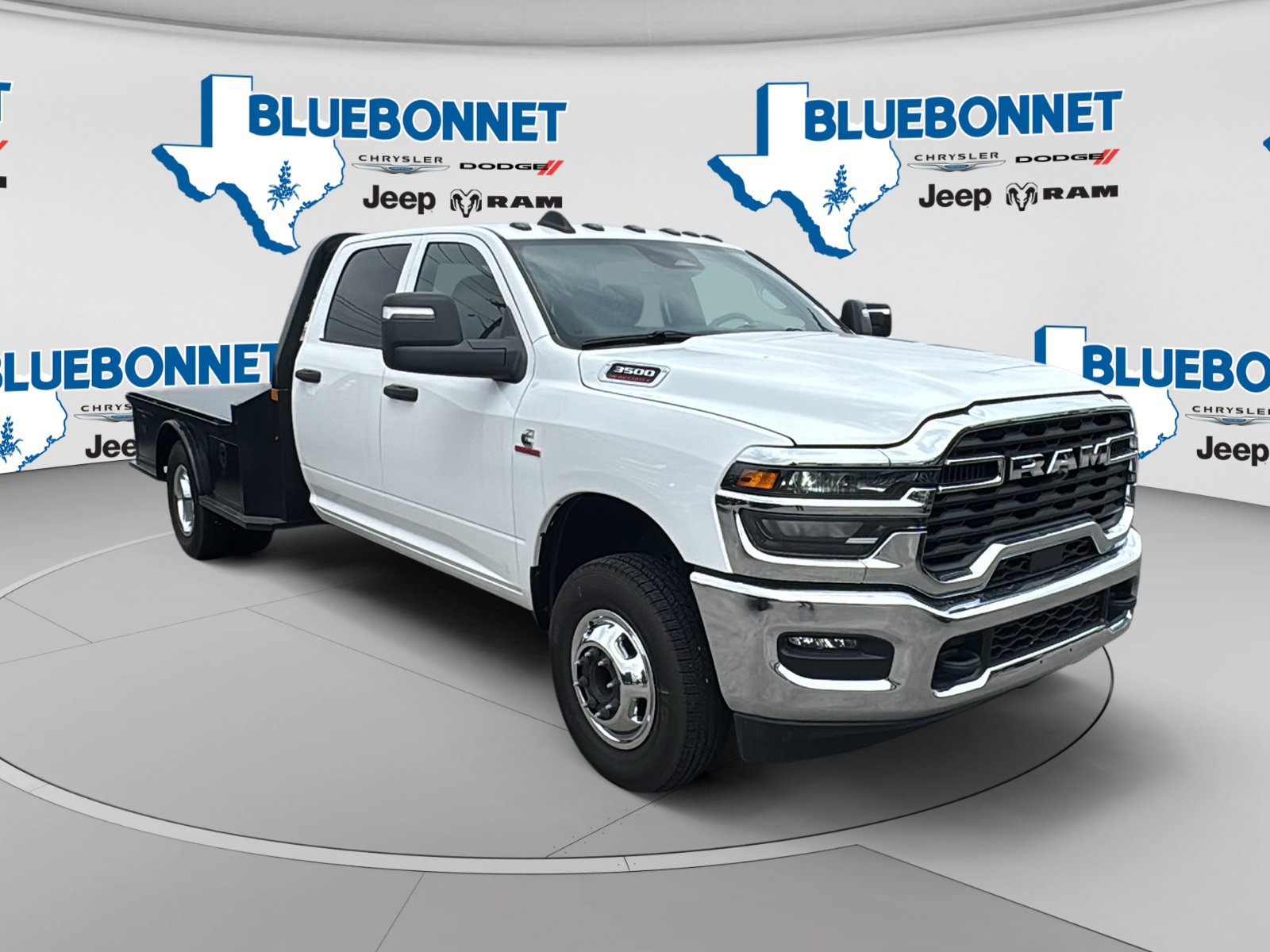 New 2026 RAM 3500 Tradesman w/ Chrome Appearance Group A AWD/4WD image 3