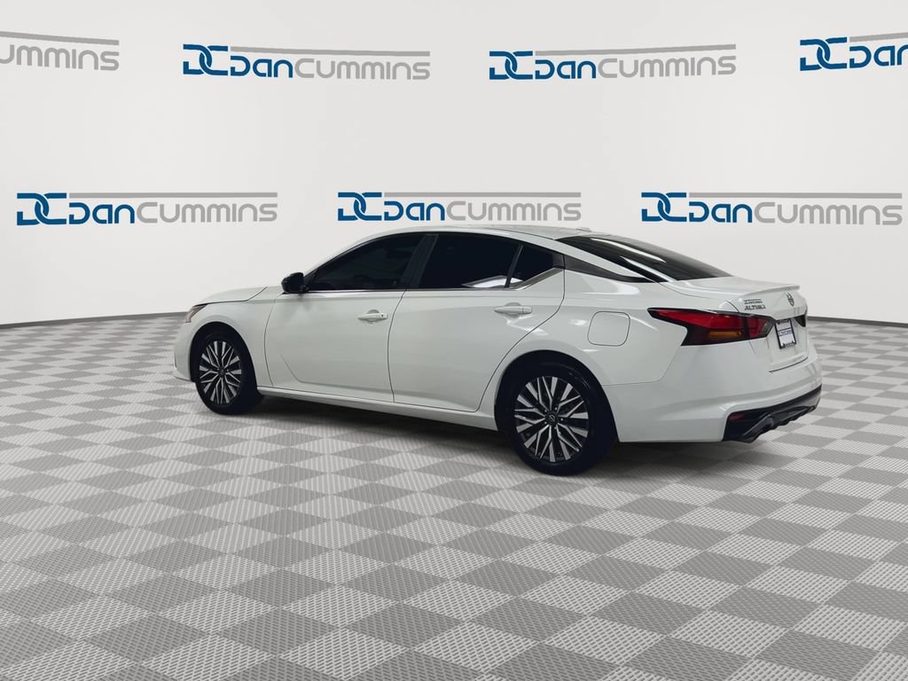 Used 2022 Nissan Altima 2.5 SR FWD image 6