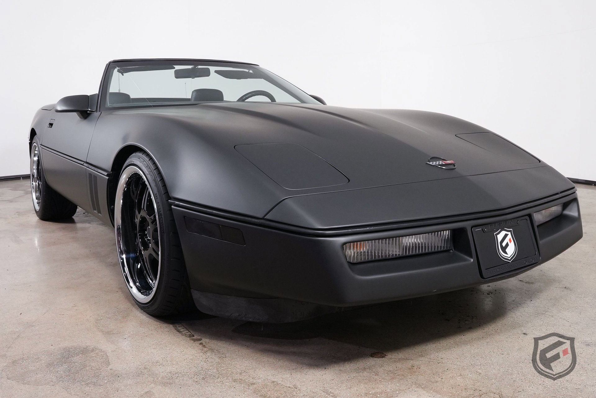 Used 1987 Chevrolet Corvette Convertible image 3