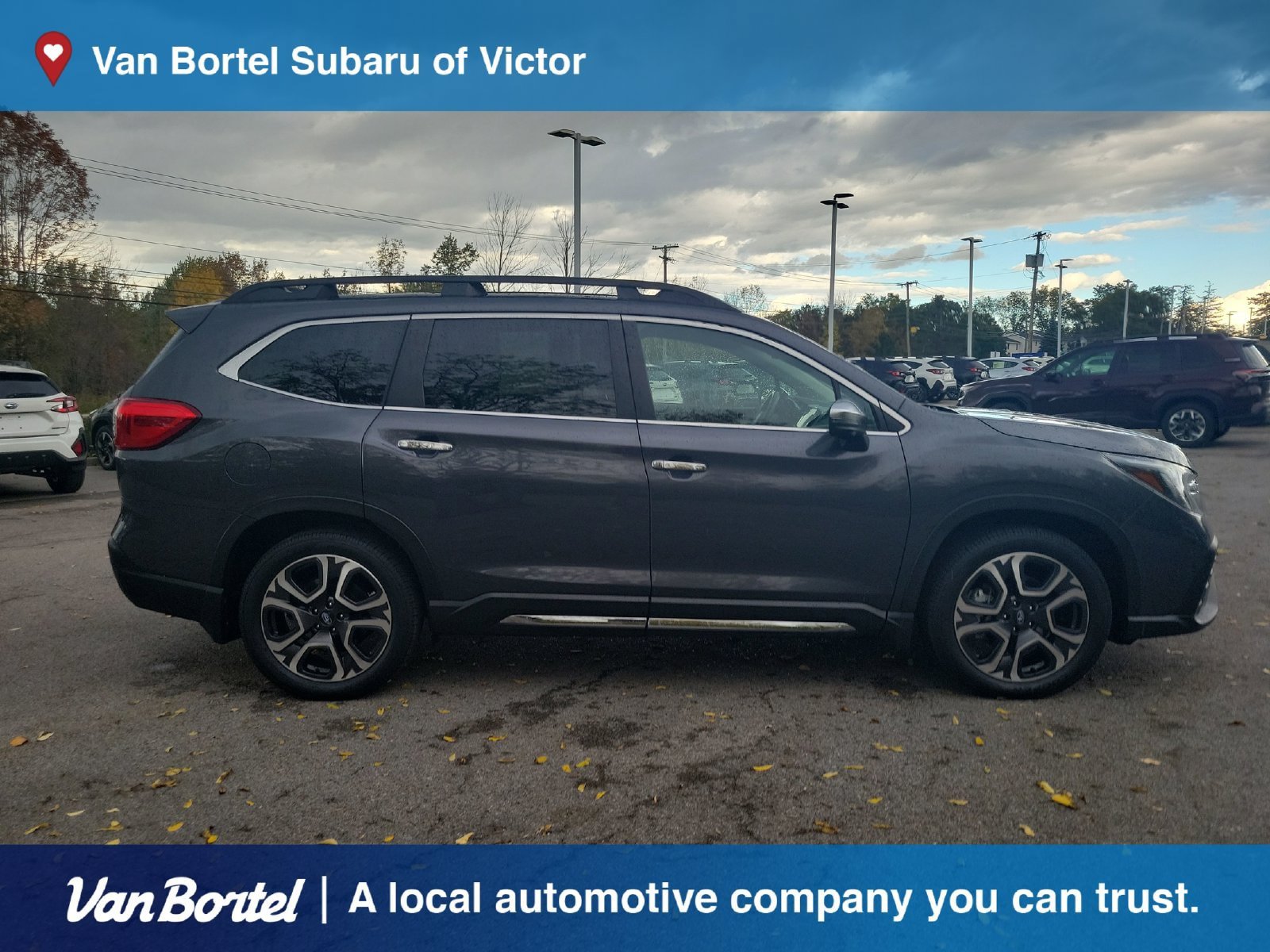 Used 2023 Subaru Ascent Touring AWD/4WD image 6